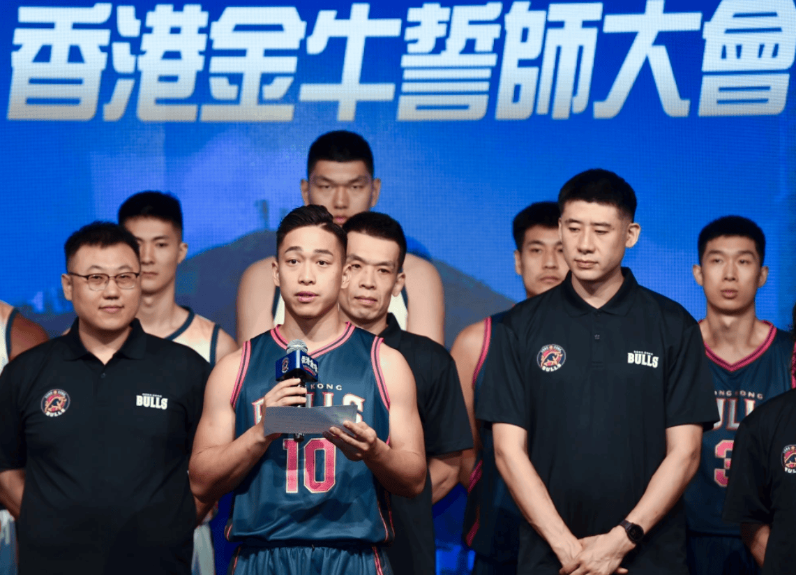 爱游戏登录-CBA豪门球队备战新赛季，冠军呼声渐起