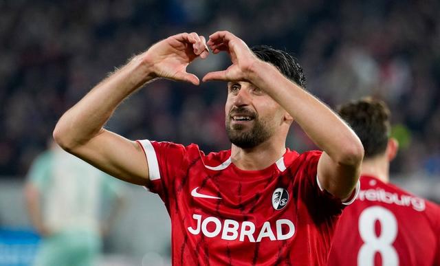 弗赖堡面临争议,球队实力备受质疑 弗赖堡面临争议,球队实力备受质疑