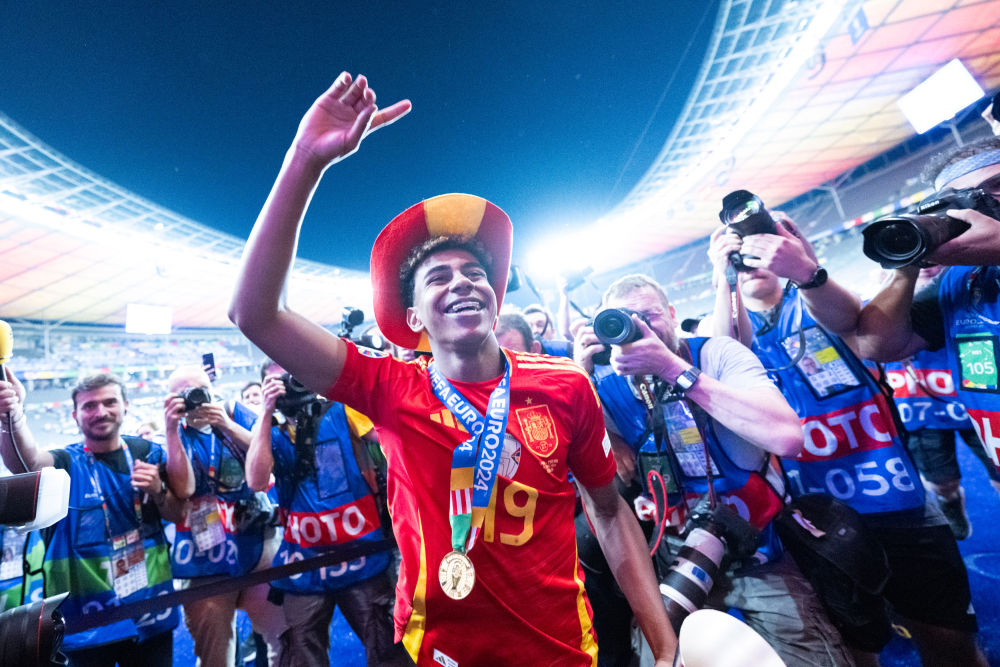 欧洲冠军联赛中球员们的精彩表现备受瞩目的简单介绍 欧洲冠军联赛中球员们的精彩表现备受瞩目的简单介绍