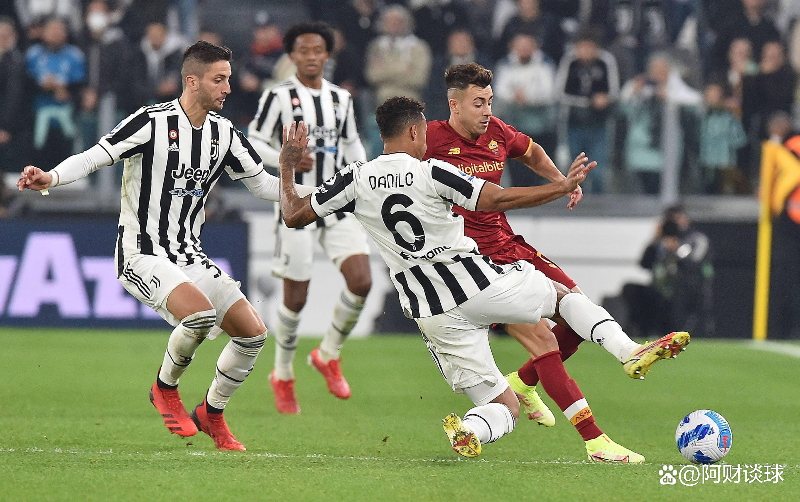 意甲联赛激烈角逐引起广泛关注