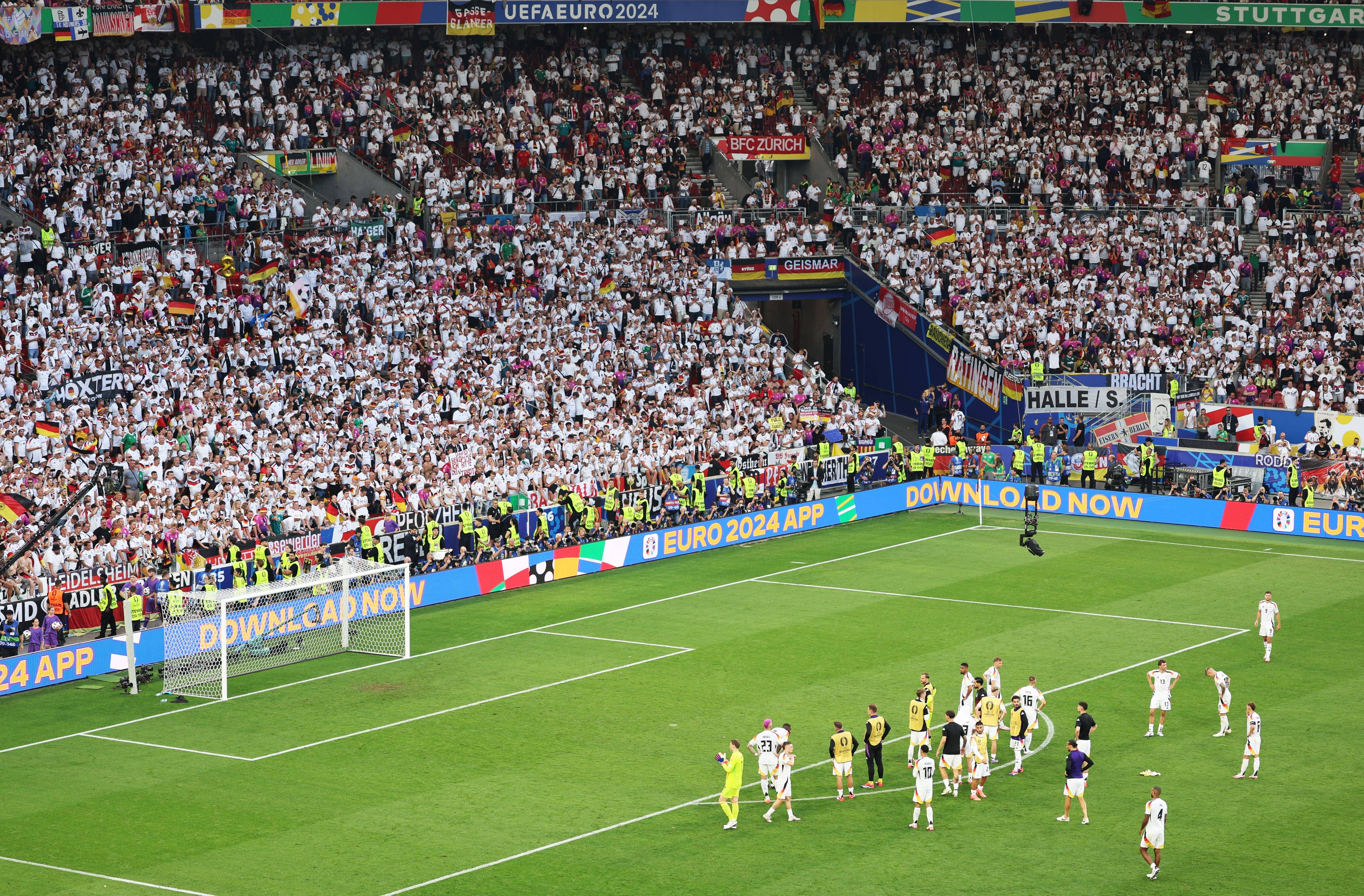 欧洲豪门对决,国家队冲刺决赛圈的简单介绍 欧洲豪门对决,国家队冲刺决赛圈的简单介绍