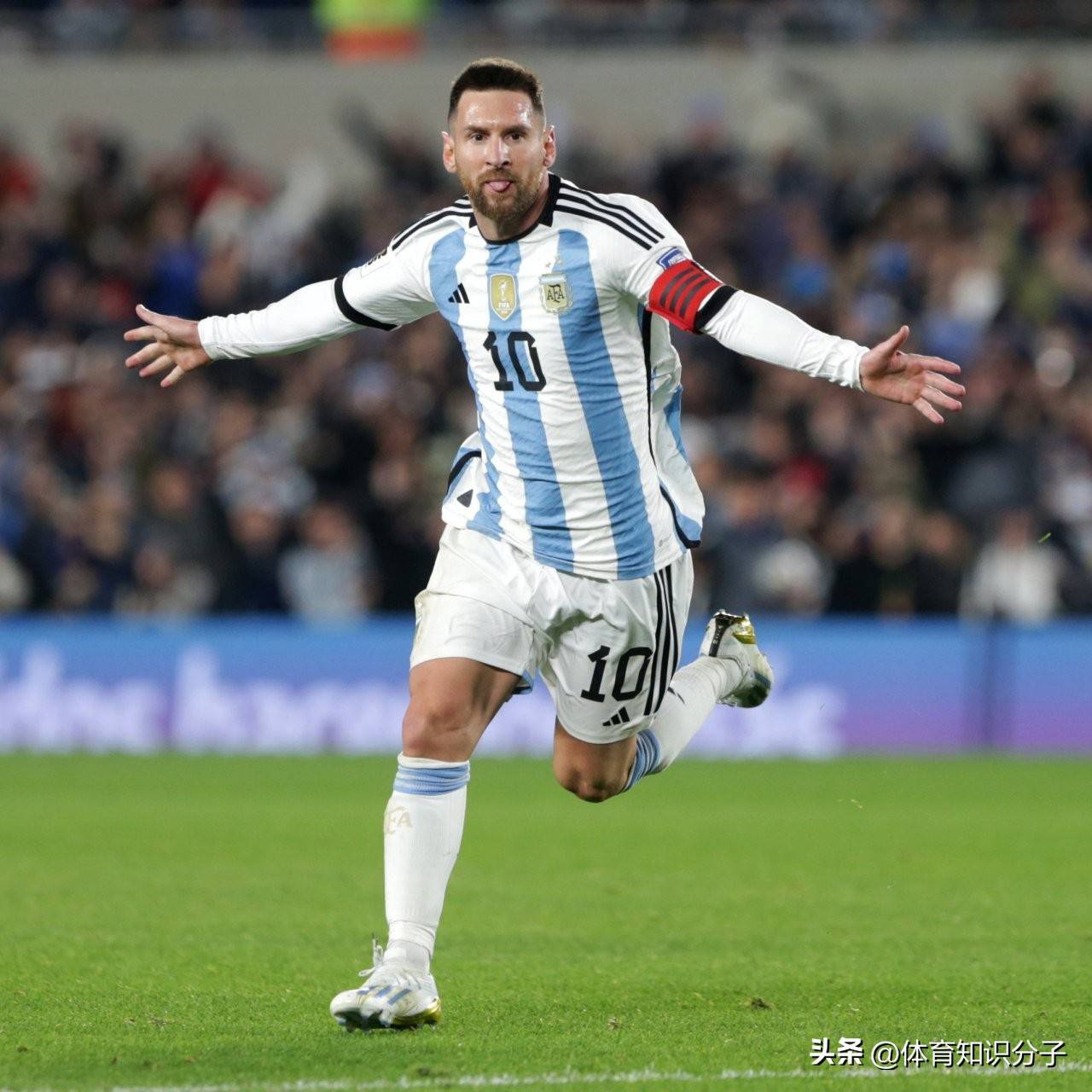 包含阿根廷球王梅西再度绝杀,坚定领先地位的词条 包含阿根廷球王梅西再度绝杀,坚定领先地位的词条