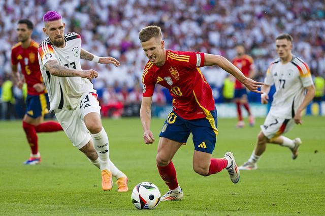 爱游戏入口-西班牙胜出对阵法国，全队表现出色获得胜利的简单介绍