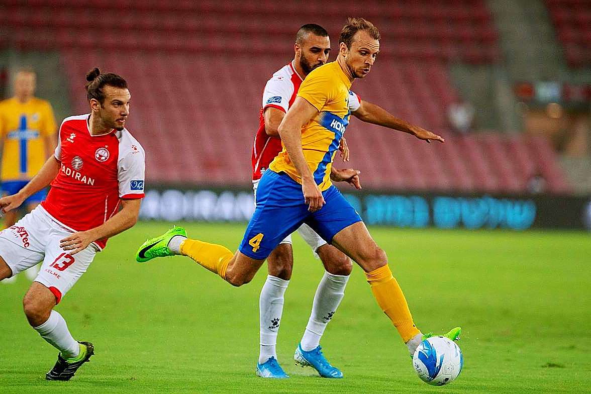 瓦伦西亚防守漏洞暴露，不敌对手的简单介绍