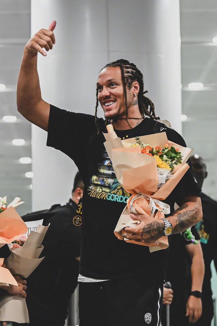 包含掘金队员奋力拼搏,最后时刻逆袭获胜的词条 包含掘金队员奋力拼搏,最后时刻逆袭获胜的词条