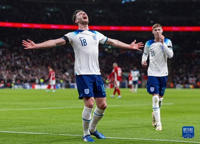 爱游戏官网-欧预赛热身赛精彩纷呈，球员状态备受关注