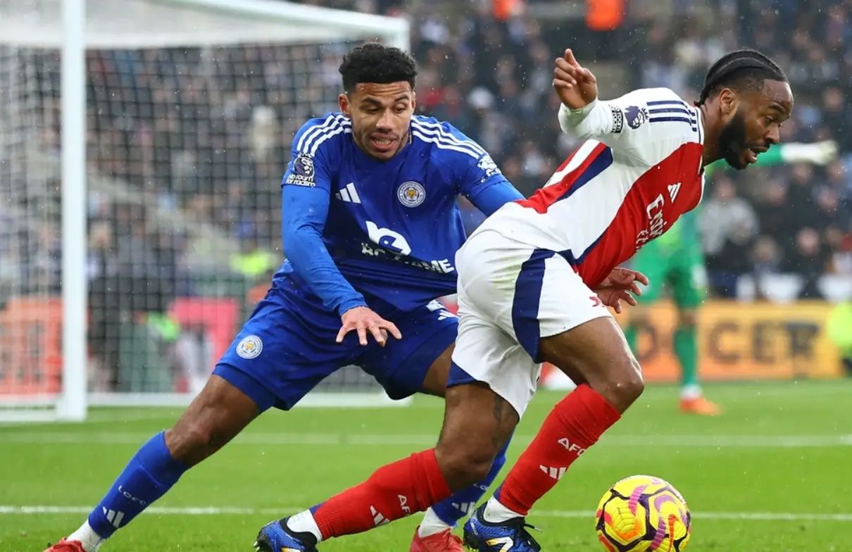 阿森纳客场负斯托克城,英超霸主地位动摇的简单介绍 阿森纳客场负斯托克城,英超霸主地位动摇的简单介绍