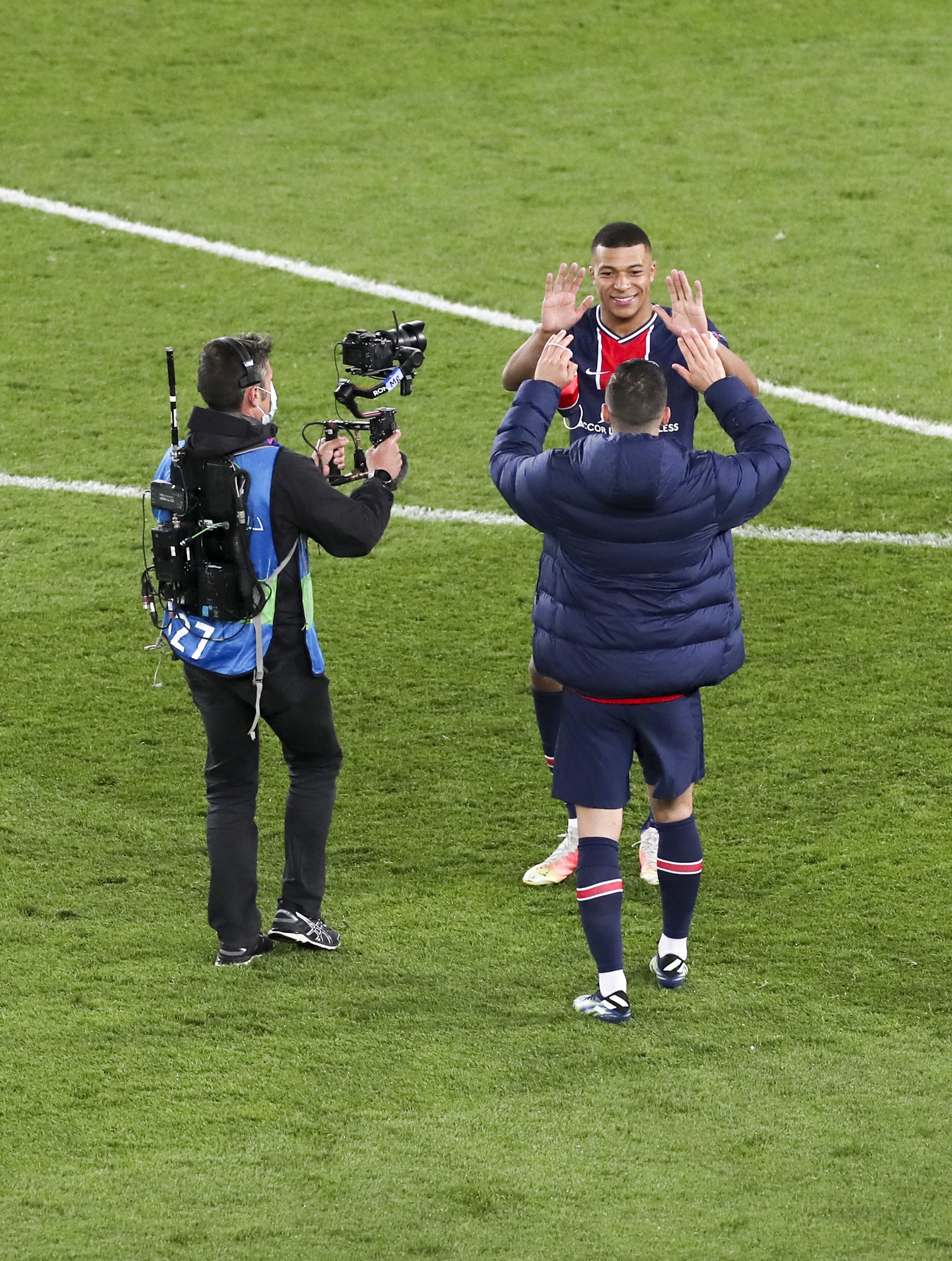 爱游戏官网网页版入口-巴黎圣日耳曼力挫对手，成功晋级半决赛的简单介绍