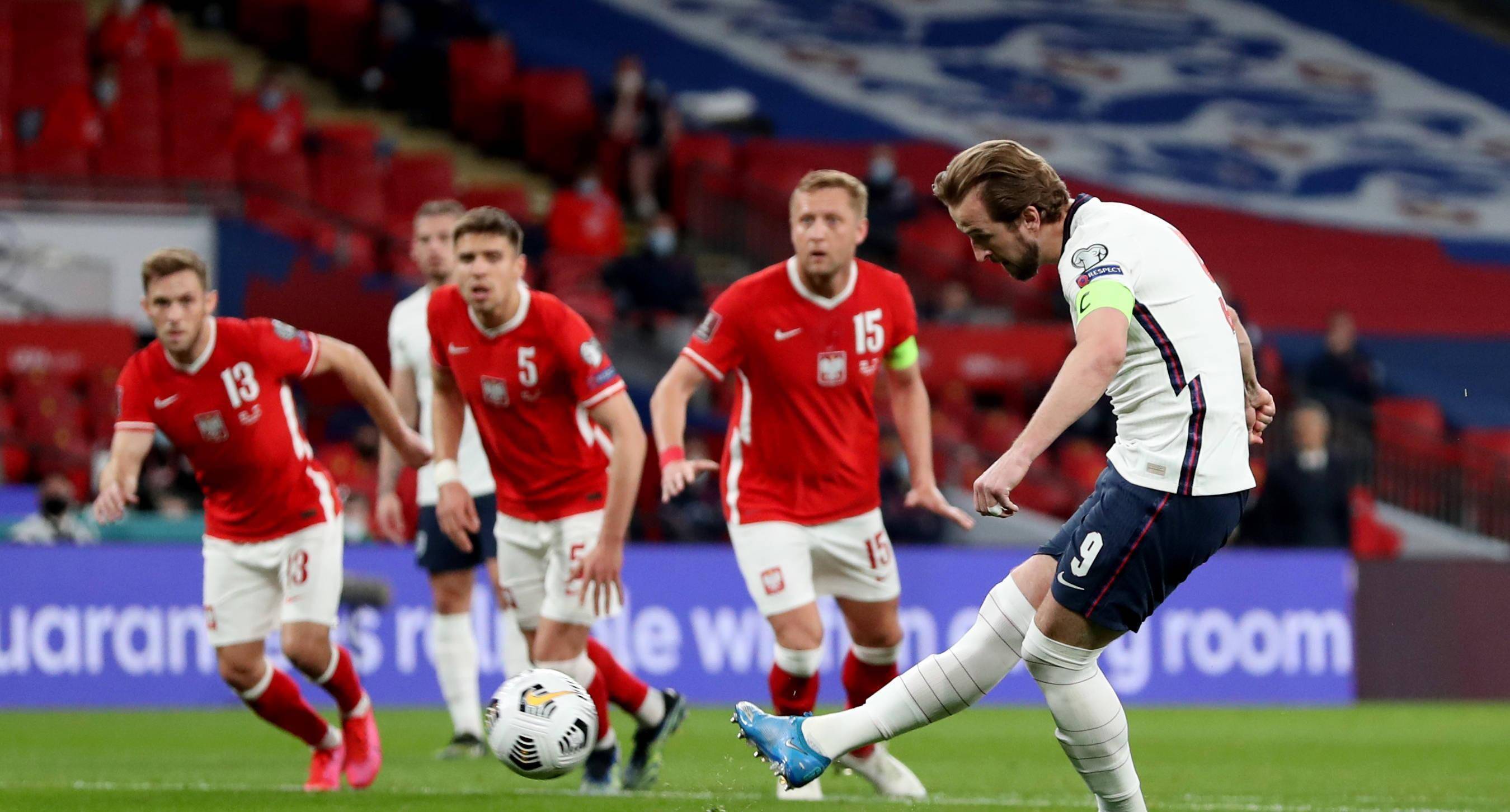 爱游戏app下载-拉脱维亚队击败对手，稳固欧锦赛资格的简单介绍