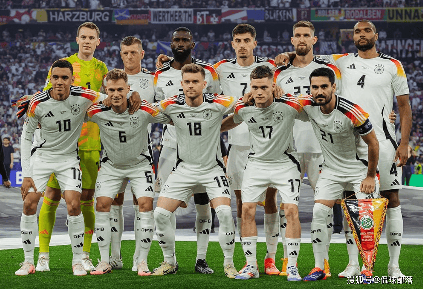 爱游戏官网-俄罗斯队与比利时队激烈角逐