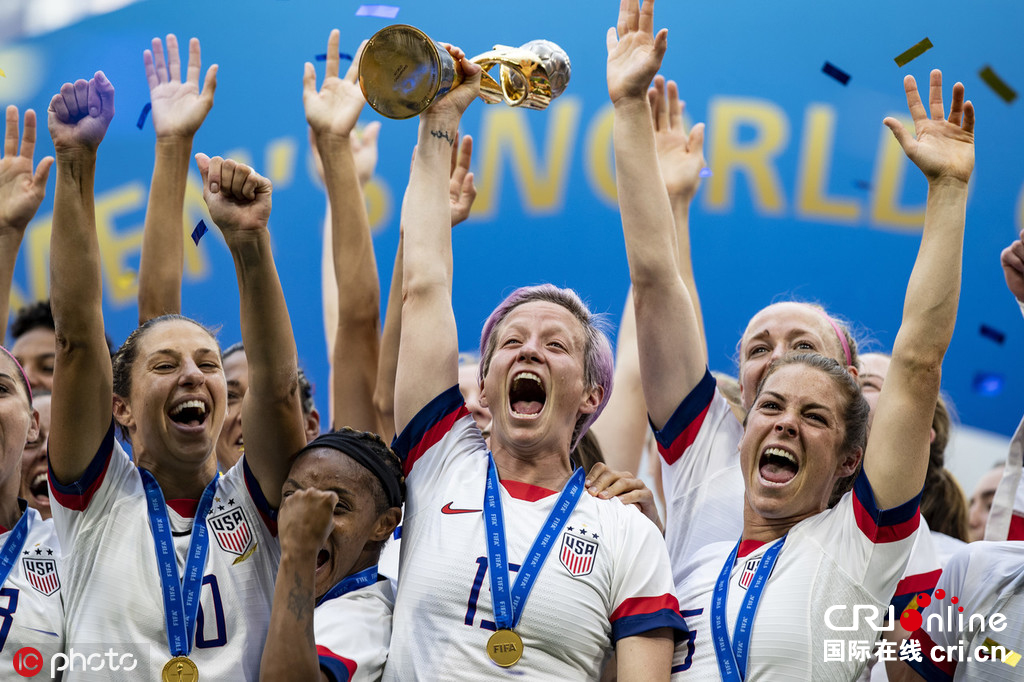 丹麦女足士气如虹,冲刺国际比赛冠军 丹麦女足士气如虹,冲刺国际比赛冠军