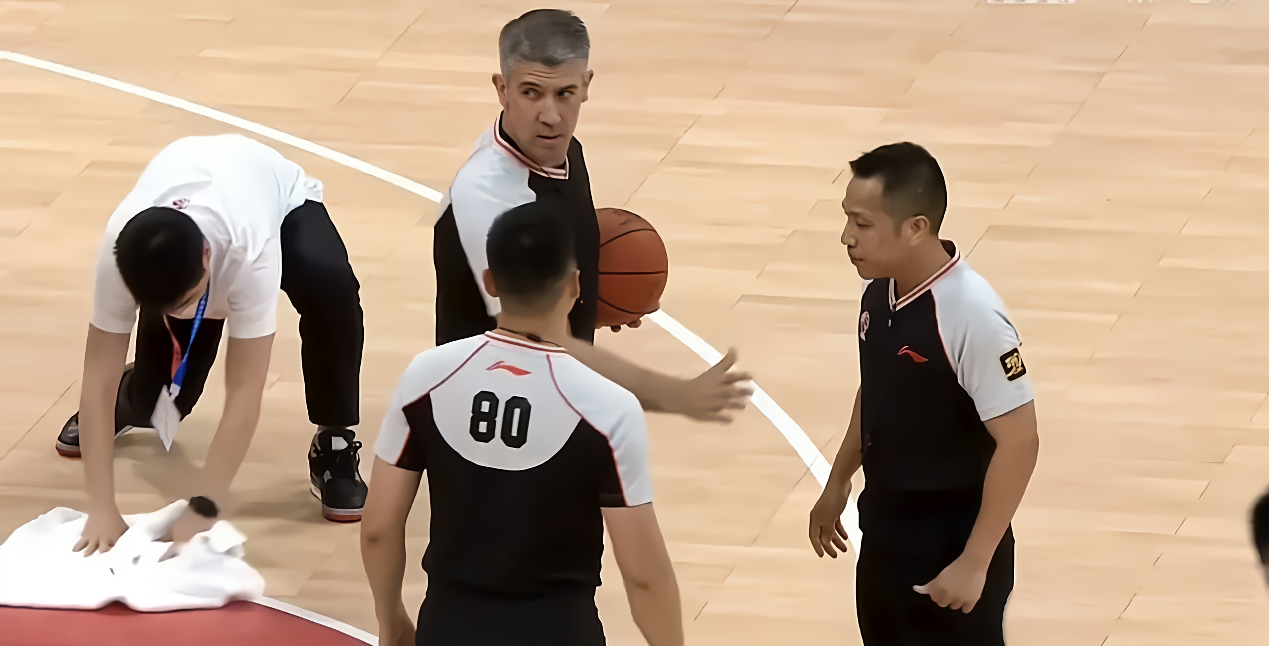 爱游戏官方入口-CBA球员因私人事务错失比赛机会的简单介绍