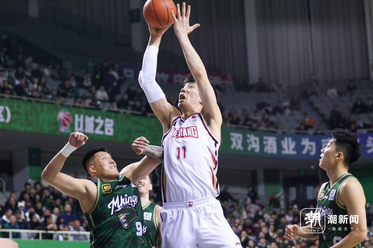 爱游戏亚洲官网-河南男篮客场惊险击败了浙江稠州队